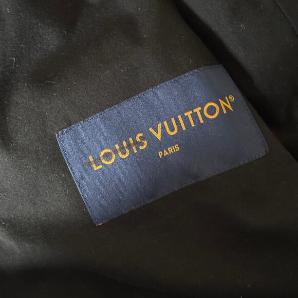 Size 50 - Louis Vuitton Mens World Map Winter Fleece Jacket - Picture 5 of 10